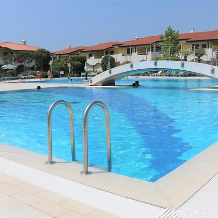 Villaggio Ducale 014 *