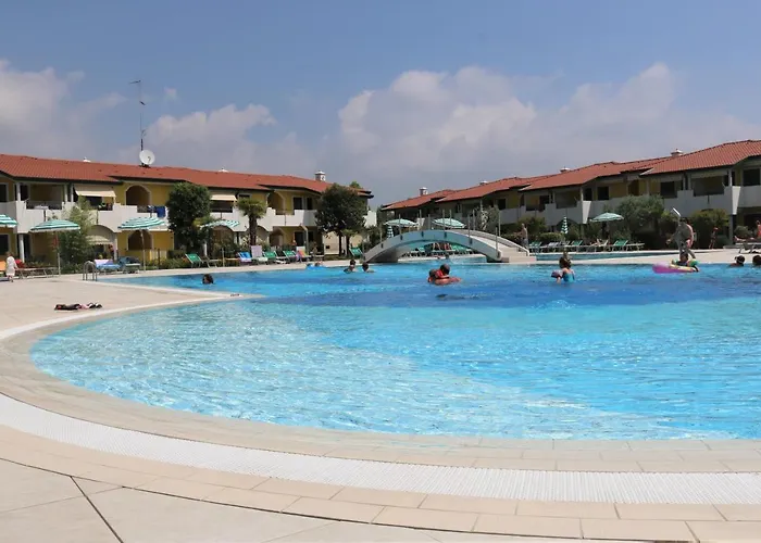 Villaggio Ducale 014 *